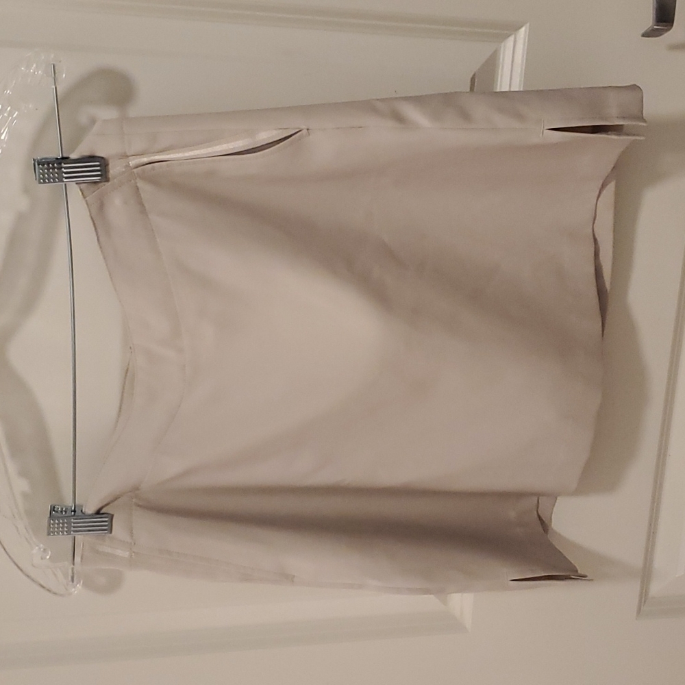 Lady Hagen golf skort size 4 color beige